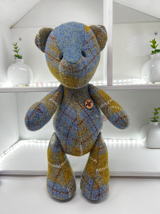 Blue Mustard Harris Tweed Bear, Nose Detail